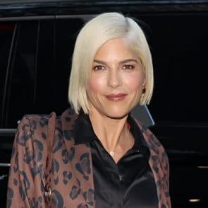 selma blair famous people with ms